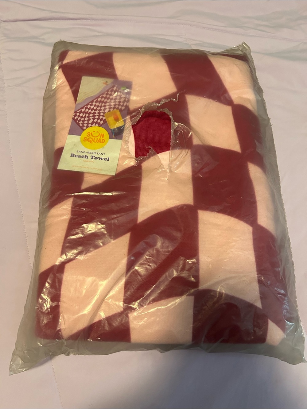 2 Sun Squad Maroon and light pink Checkerboard Beach Towel - Soft Sand-Resistant